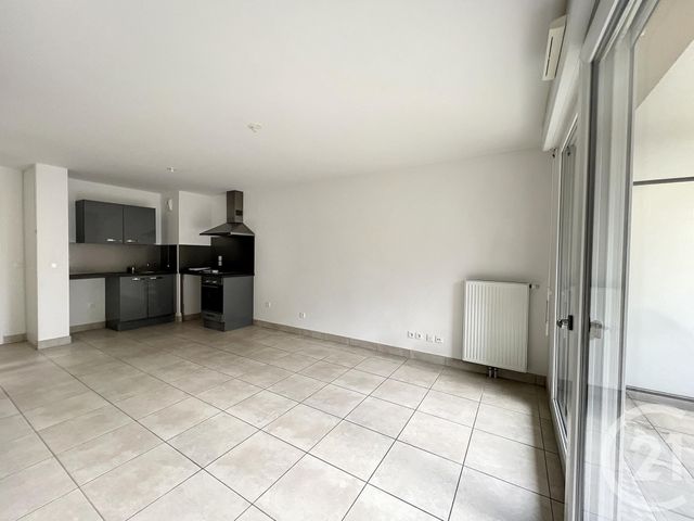 Appartement F2 à louer - 2 pièces - 41,15 m2 - Melun - 77 - ILE-DE-FRANCE