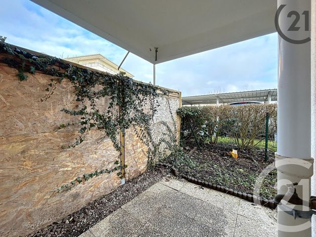 Appartement F1 à louer - 1 pièce - 30,75 m2 - Savigny Le Temple - 77 - ILE-DE-FRANCE