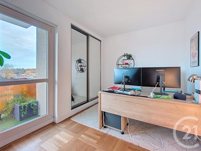 Appartement F4 à vendre - 4 pièces - 85,60 m2 - Melun - 77 - ILE-DE-FRANCE