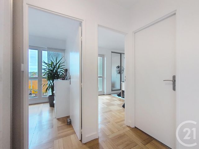 Appartement F4 à vendre - 4 pièces - 85,60 m2 - Melun - 77 - ILE-DE-FRANCE