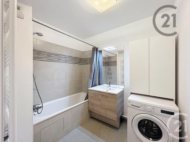 Appartement F2 &agrave; louer - 2 pi&egrave;ces - 46,66 m2 - Melun - 77 - ILE-DE-FRANCE