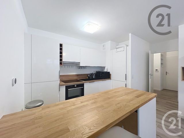 Appartement F2 &agrave; louer - 2 pi&egrave;ces - 46,66 m2 - Melun - 77 - ILE-DE-FRANCE