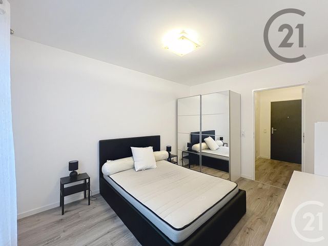 Appartement F2 &agrave; louer - 2 pi&egrave;ces - 46,66 m2 - Melun - 77 - ILE-DE-FRANCE