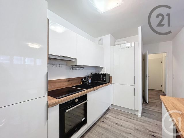 Appartement F2 &agrave; louer - 2 pi&egrave;ces - 46,66 m2 - Melun - 77 - ILE-DE-FRANCE