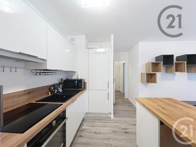 Appartement F2 &agrave; louer - 2 pi&egrave;ces - 46,66 m2 - Melun - 77 - ILE-DE-FRANCE