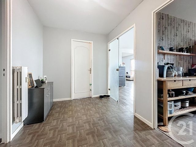 Appartement F4 &agrave; vendre - 4 pi&egrave;ces - 82,17 m2 - Le Mee Sur Seine - 77 - ILE-DE-FRANCE