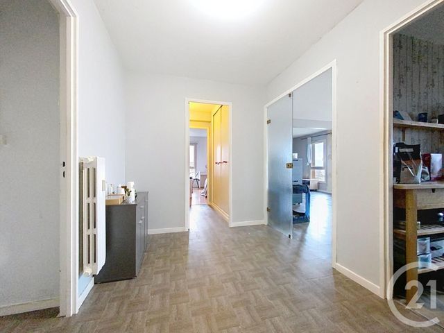 Appartement F4 &agrave; vendre - 4 pi&egrave;ces - 77 m2 - Le Mee Sur Seine - 77 - ILE-DE-FRANCE