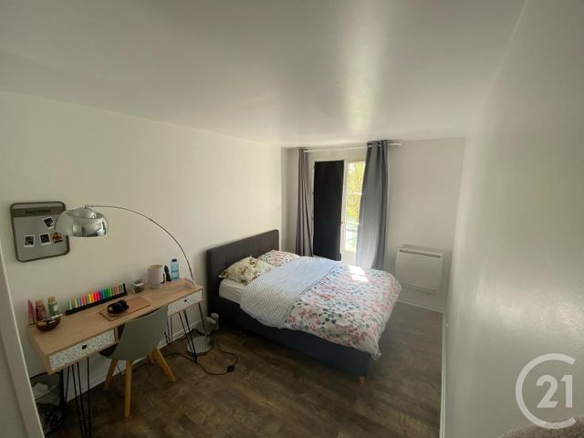 Appartement F5 à vendre - 5 pièces - 107 m2 - Melun - 77 - ILE-DE-FRANCE