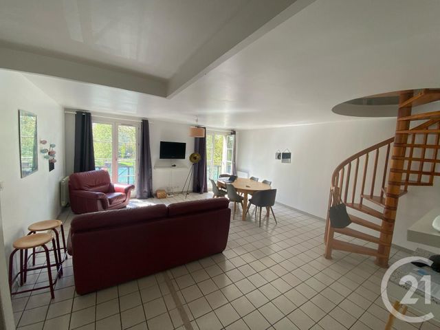Appartement F5 à vendre - 5 pièces - 107 m2 - Melun - 77 - ILE-DE-FRANCE