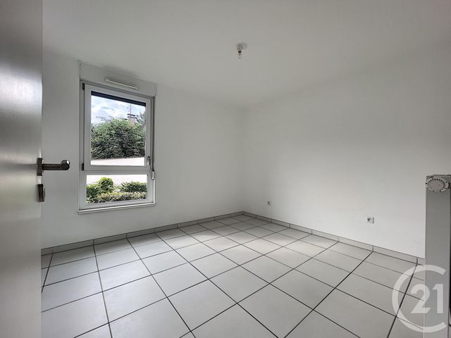 Appartement F2 &agrave; louer - 2 pi&egrave;ces - 35,70 m2 - Melun - 77 - ILE-DE-FRANCE