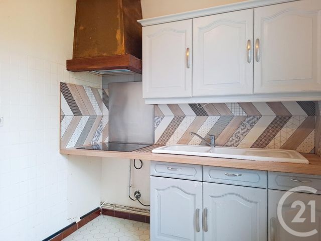 Maison &agrave; vendre - 4 pi&egrave;ces - 97 m2 - Le Chatelet En Brie - 77 - ILE-DE-FRANCE