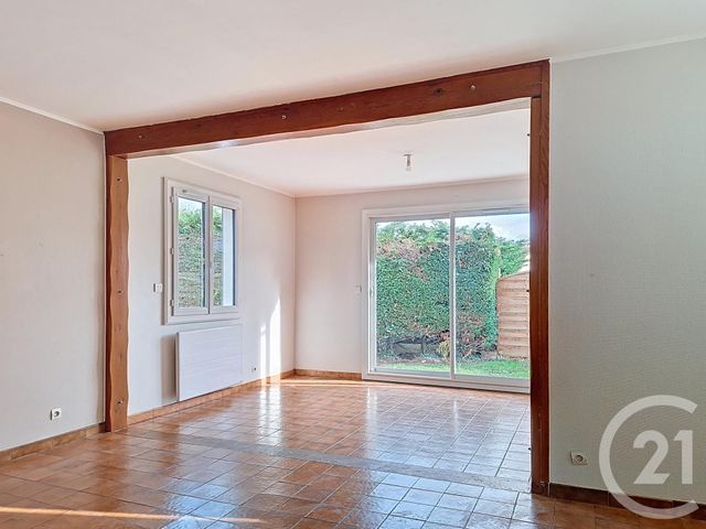 Maison &agrave; vendre - 4 pi&egrave;ces - 97 m2 - Le Chatelet En Brie - 77 - ILE-DE-FRANCE