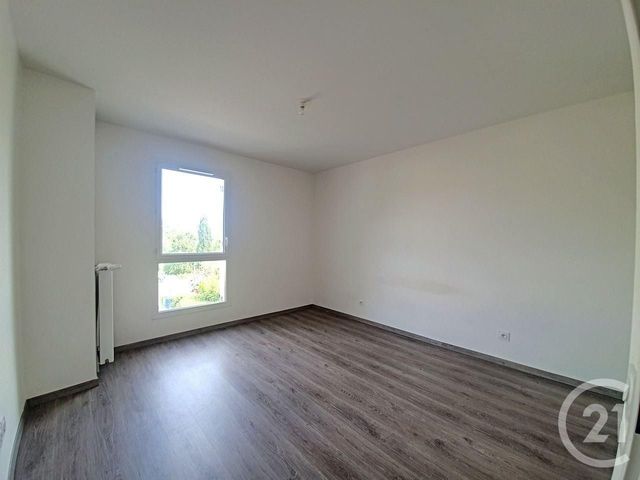 Appartement F2 à louer - 2 pièces - 49,20 m2 - Dammarie Les Lys - 77 - ILE-DE-FRANCE