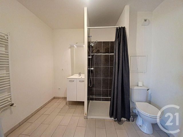 Appartement F2 à louer - 2 pièces - 49,20 m2 - Dammarie Les Lys - 77 - ILE-DE-FRANCE