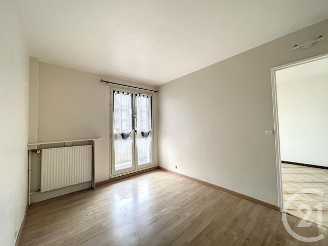 Appartement F3 à louer - 3 pièces - 59,24 m2 - Melun - 77 - ILE-DE-FRANCE