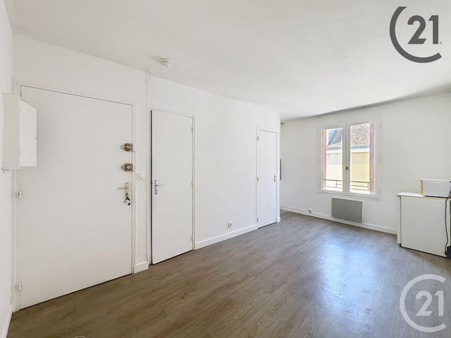 Appartement F1 &agrave; louer - 1 pi&egrave;ce - 18,57 m2 - Melun - 77 - ILE-DE-FRANCE