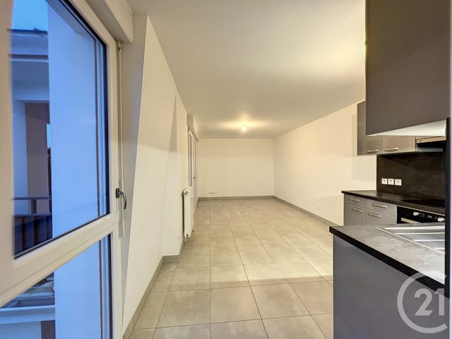 Appartement F2 à louer - 2 pièces - 45,50 m2 - Dammarie Les Lys - 77 - ILE-DE-FRANCE