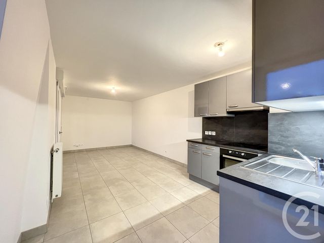 Appartement F2 à louer - 2 pièces - 45,50 m2 - Dammarie Les Lys - 77 - ILE-DE-FRANCE