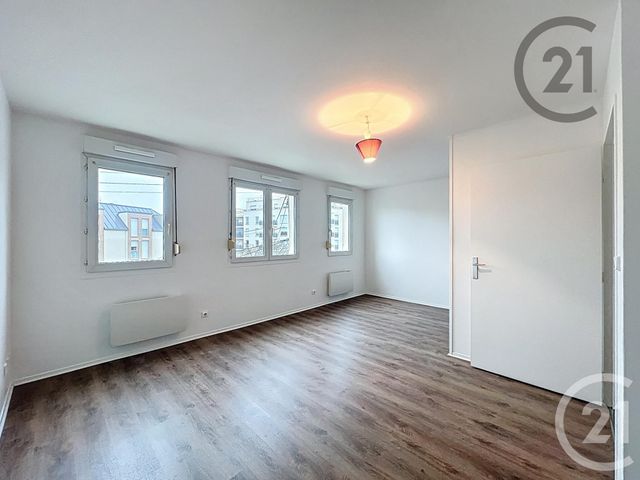 Appartement F1 &agrave; louer - 1 pi&egrave;ce - 30,60 m2 - Melun - 77 - ILE-DE-FRANCE