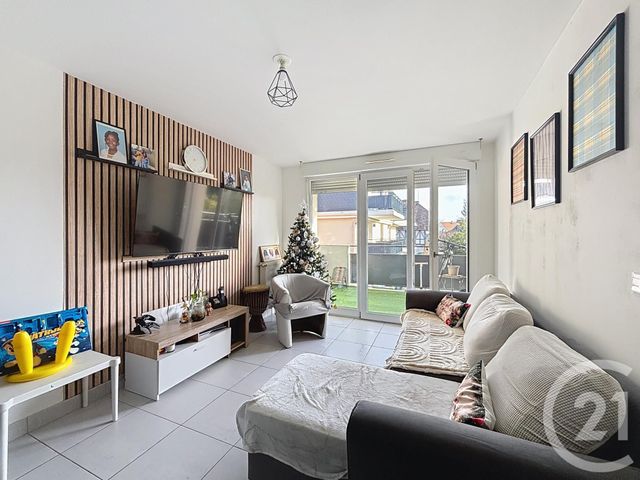 Appartement à louer DAMMARIE LES LYS