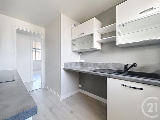 Appartement F4 à vendre - 4 pièces - 64,53 m2 - Melun - 77 - ILE-DE-FRANCE
