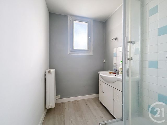 Appartement F4 à vendre - 4 pièces - 64,53 m2 - Melun - 77 - ILE-DE-FRANCE