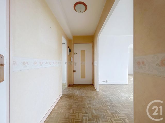 Appartement F3 à vendre - 3 pièces - 65,42 m2 - Melun - 77 - ILE-DE-FRANCE