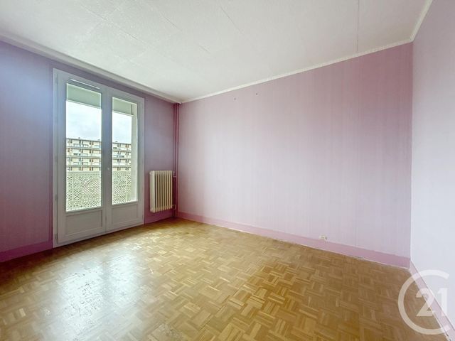 Appartement F3 à vendre - 3 pièces - 65,42 m2 - Melun - 77 - ILE-DE-FRANCE