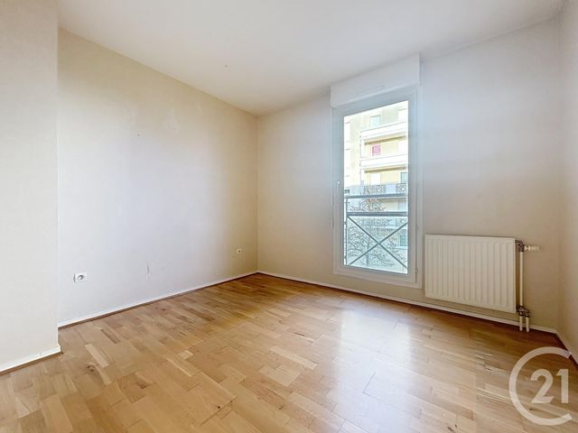 Appartement F4 &agrave; vendre - 4 pi&egrave;ces - 83,85 m2 - Melun - 77 - ILE-DE-FRANCE
