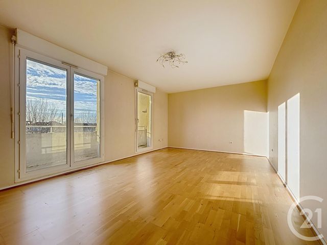 Appartement F4 &agrave; vendre - 4 pi&egrave;ces - 83,85 m2 - Melun - 77 - ILE-DE-FRANCE