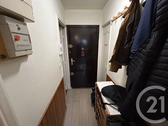 Appartement Studio &agrave; vendre - 1 pi&egrave;ce - 29,59 m2 - Melun - 77 - ILE-DE-FRANCE