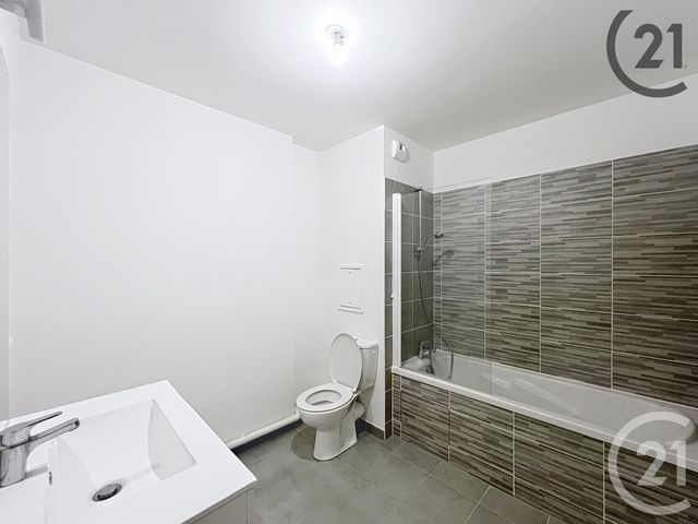 Appartement F4 &agrave; louer - 4 pi&egrave;ces - 84,82 m2 - Dammarie Les Lys - 77 - ILE-DE-FRANCE