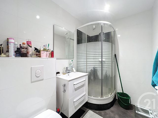 Appartement F2 &agrave; louer - 2 pi&egrave;ces - 44,02 m2 - Corbeil Essonnes - 91 - ILE-DE-FRANCE