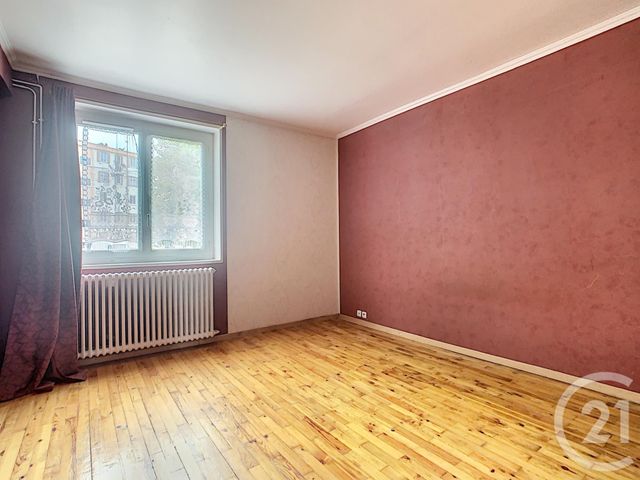 Appartement F4 &agrave; louer - 4 pi&egrave;ces - 64,27 m2 - Melun - 77 - ILE-DE-FRANCE