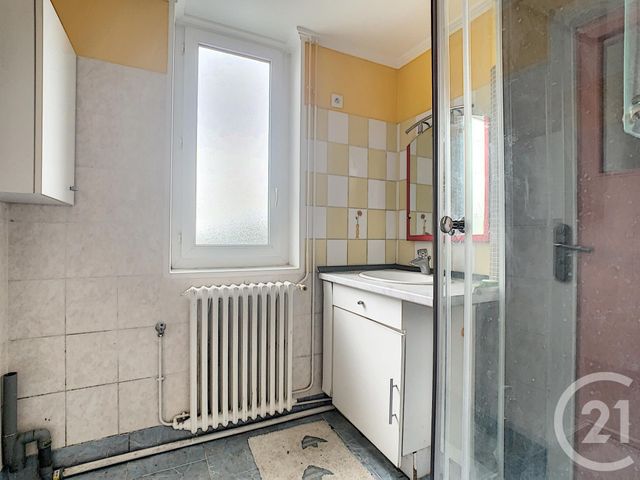 Appartement F4 &agrave; louer - 4 pi&egrave;ces - 64,27 m2 - Melun - 77 - ILE-DE-FRANCE