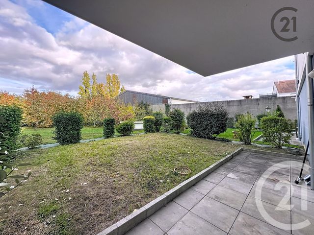 Appartement F2 &agrave; louer - 2 pi&egrave;ces - 41,55 m2 - Melun - 77 - ILE-DE-FRANCE