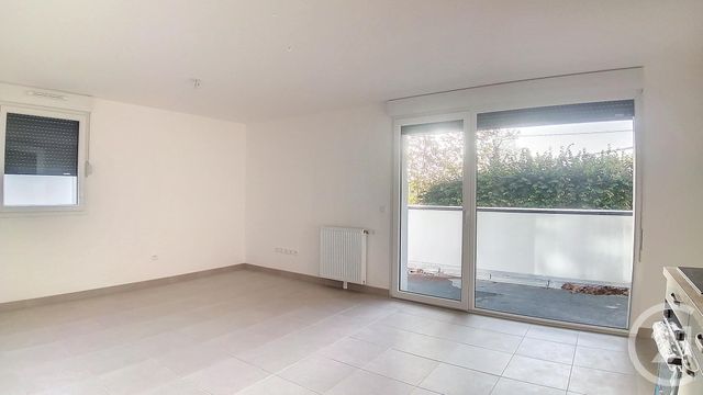 Appartement F3 &agrave; louer - 3 pi&egrave;ces - 59,70 m2 - Le Mee Sur Seine - 77 - ILE-DE-FRANCE