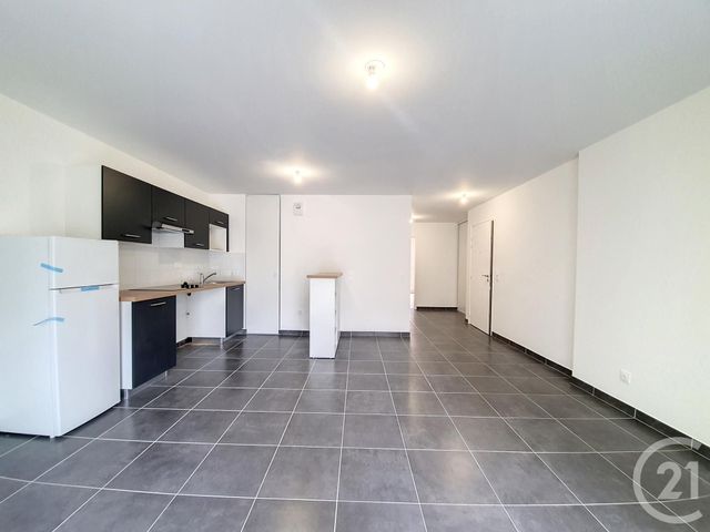 Appartement F3 &agrave; louer - 3 pi&egrave;ces - 66,20 m2 - Melun - 77 - ILE-DE-FRANCE