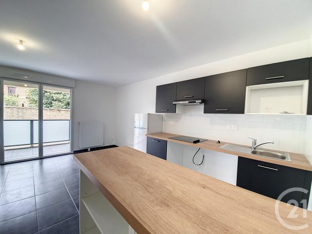 Appartement F3 &agrave; louer - 3 pi&egrave;ces - 66,20 m2 - Melun - 77 - ILE-DE-FRANCE