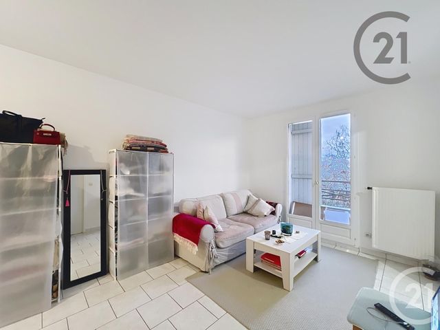 Appartement F1 &agrave; louer - 1 pi&egrave;ce - 22,55 m2 - Savigny Le Temple - 77 - ILE-DE-FRANCE