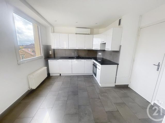 Appartement F5 &agrave; vendre - 5 pi&egrave;ces - 106,50 m2 - Melun - 77 - ILE-DE-FRANCE