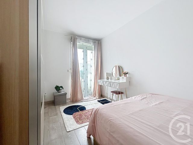 Appartement F3 &agrave; vendre - 3 pi&egrave;ces - 62,44 m2 - Melun - 77 - ILE-DE-FRANCE