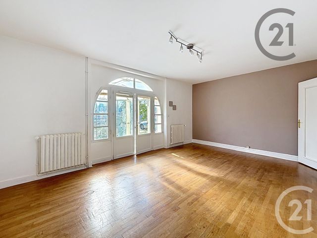 Maison &agrave; louer - 4 pi&egrave;ces - 66,34 m2 - Rubelles - 77 - ILE-DE-FRANCE