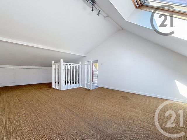 Maison &agrave; louer - 4 pi&egrave;ces - 66,34 m2 - Rubelles - 77 - ILE-DE-FRANCE