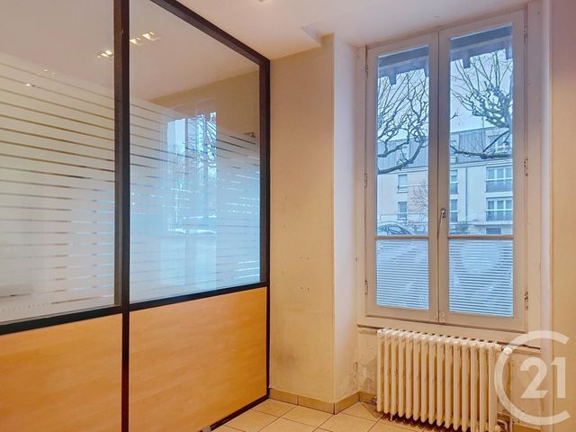 Immeuble &agrave; vendre - 235 m2 - Melun - 77 - ILE-DE-FRANCE