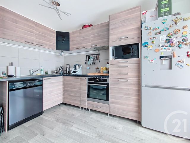 Appartement F3 &agrave; vendre - 3 pi&egrave;ces - 62,70 m2 - 77 - ILE-DE-FRANCE