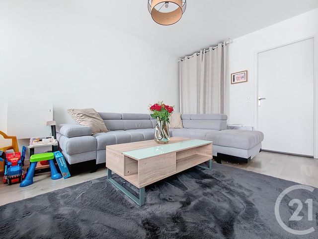 Appartement F3 &agrave; vendre - 3 pi&egrave;ces - 62,70 m2 - 77 - ILE-DE-FRANCE