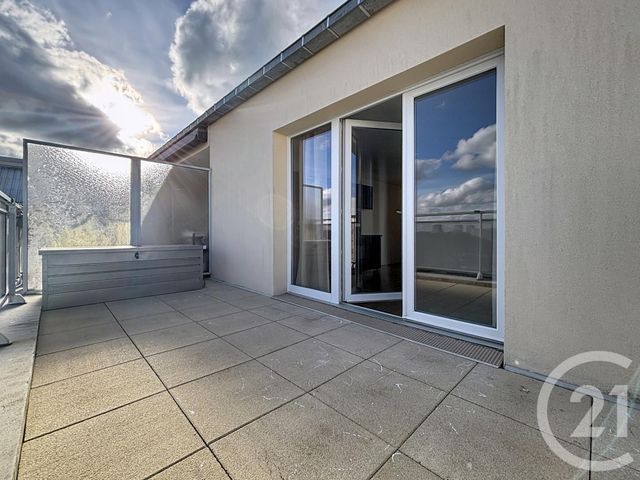 Appartement F3 &agrave; louer - 3 pi&egrave;ces - 65,33 m2 - Melun - 77 - ILE-DE-FRANCE