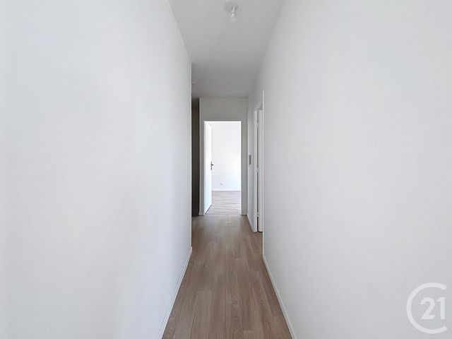 Appartement F3 &agrave; louer - 3 pi&egrave;ces - 65,33 m2 - Melun - 77 - ILE-DE-FRANCE