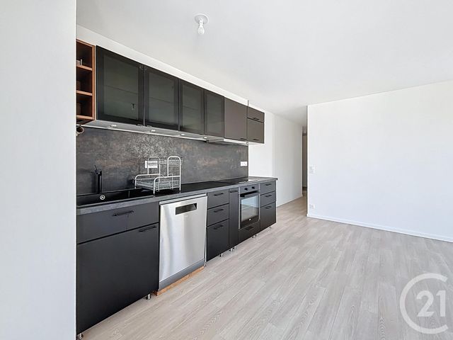Appartement F3 &agrave; louer - 3 pi&egrave;ces - 65,33 m2 - Melun - 77 - ILE-DE-FRANCE